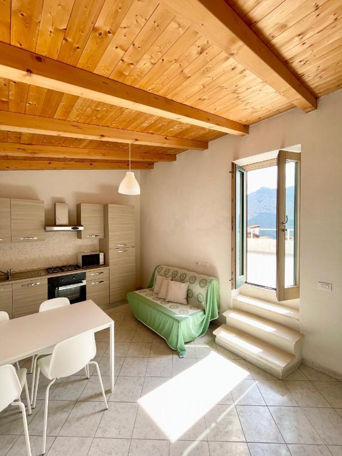La Terrazza Di Seglia Apartment Вентимиля Екстериор снимка
